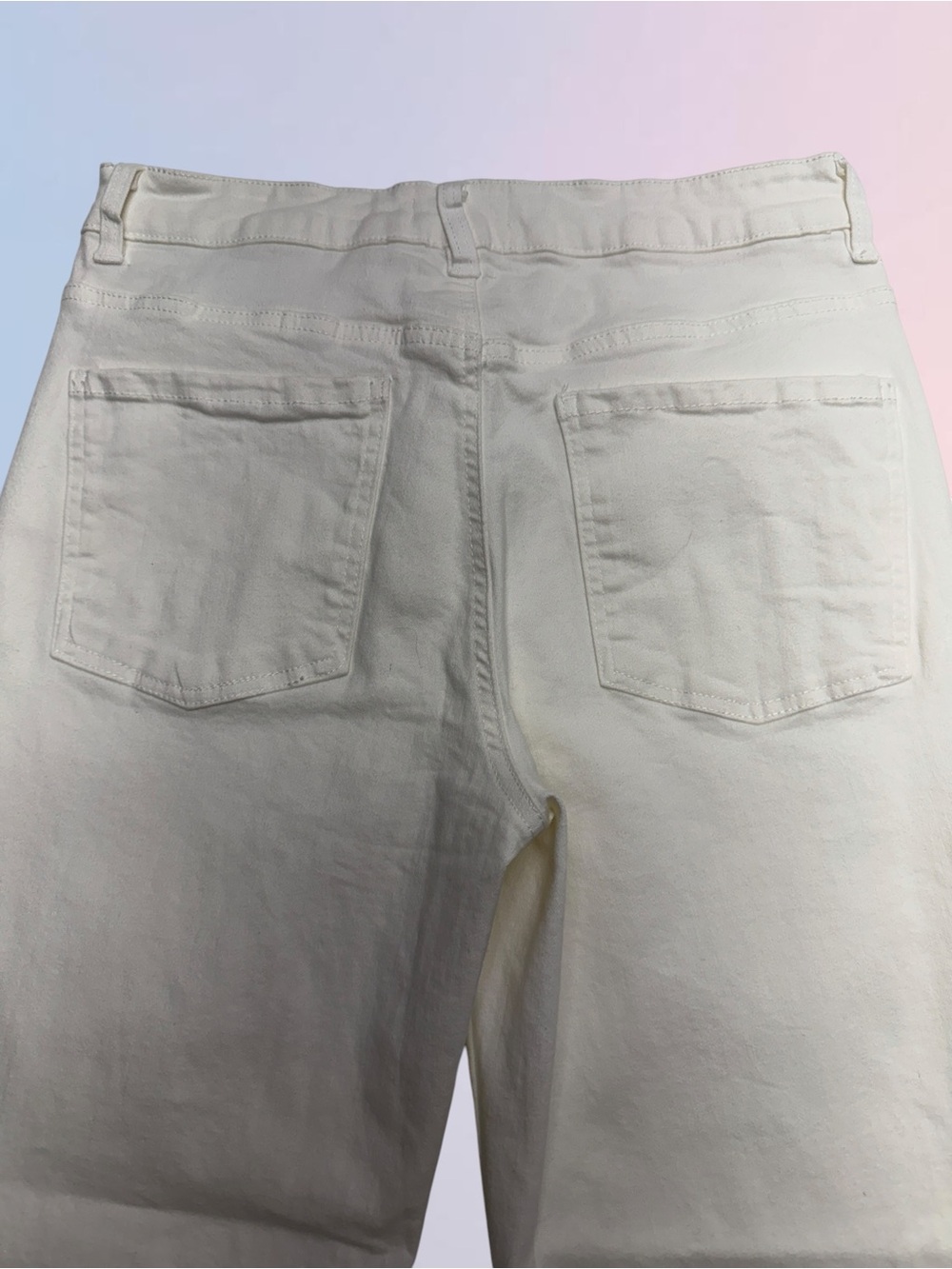 OAT Women’s 8/29 White Cuffed Crop Jeans - Picture 5 of 5